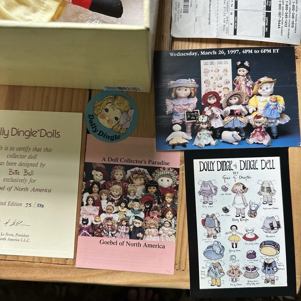 VTG 1993 Goebel DOLLY DINGLE Musical Doll Porcelain Limited Edition With Box
